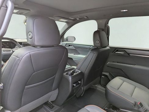 New 2026 GMC Acadia AT4 w/ Super Cruise Package image 14