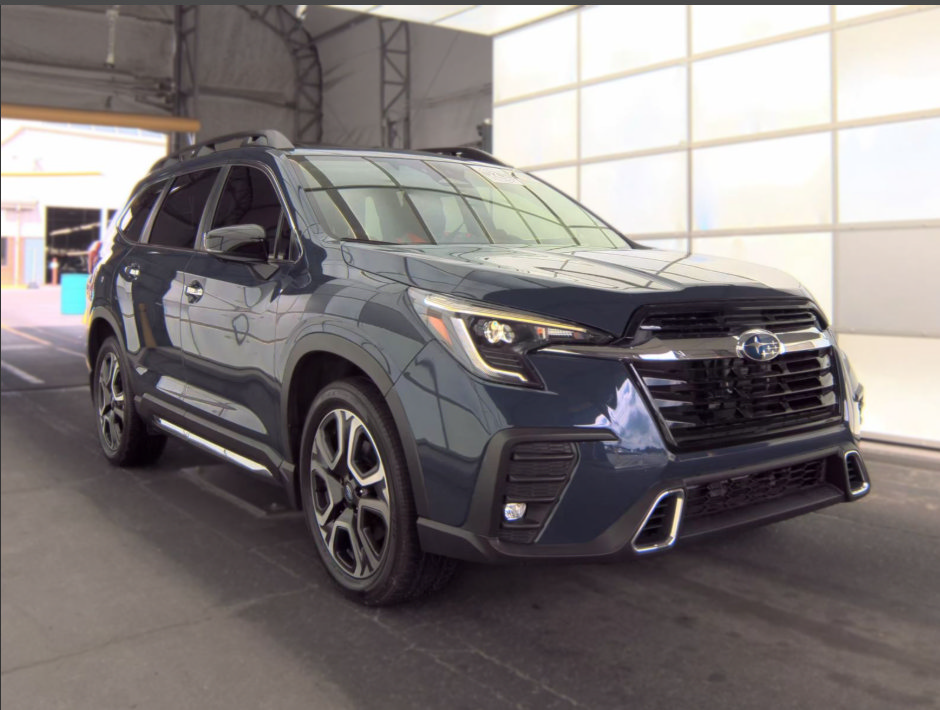 Used 2025 Subaru Ascent Touring w/ Popular Package #1 AWD/4WD image 13