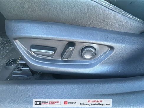 New 2026 Toyota Camry SE image 15