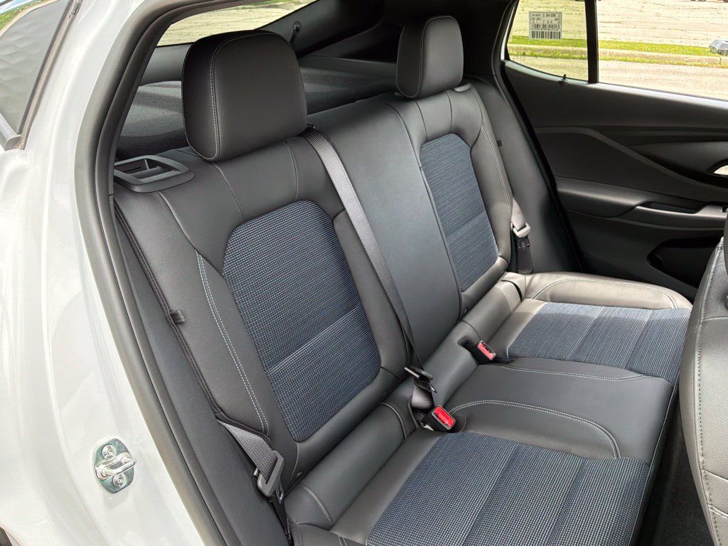 New 2026 Buick Envista Sport Touring w/ Convenience I Package FWD image 29