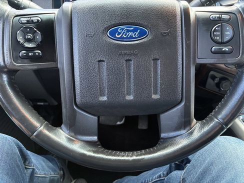 Used 2013 Ford F250 Lariat w/ FX4 4X4 Off-Road Pkg image 13