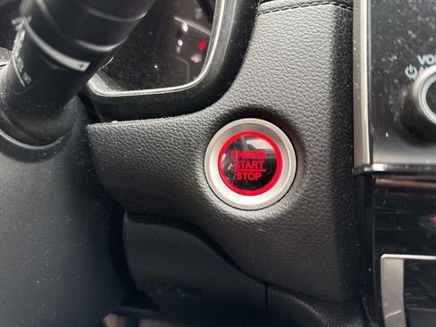 Used 2018 Honda CR-V Touring image 17