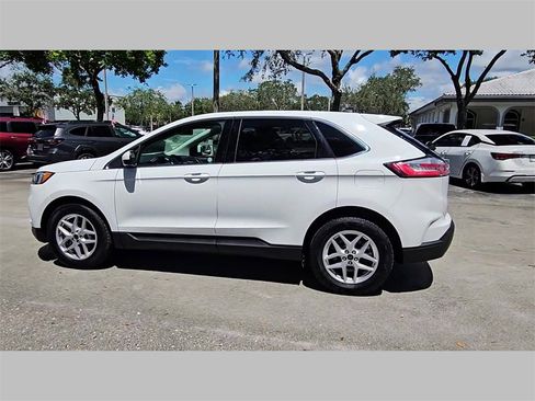 Used 2024 Ford Edge SEL image 27