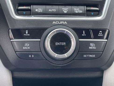 Used 2017 Acura MDX FWD image 19