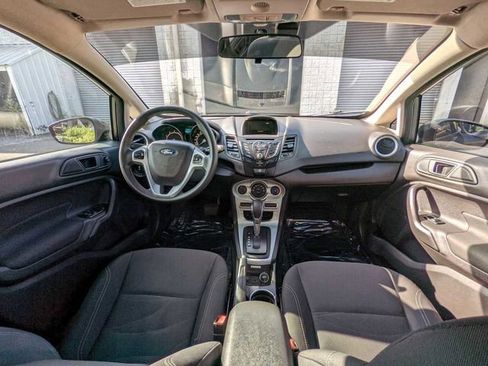 Used 2019 Ford Fiesta SE image 14