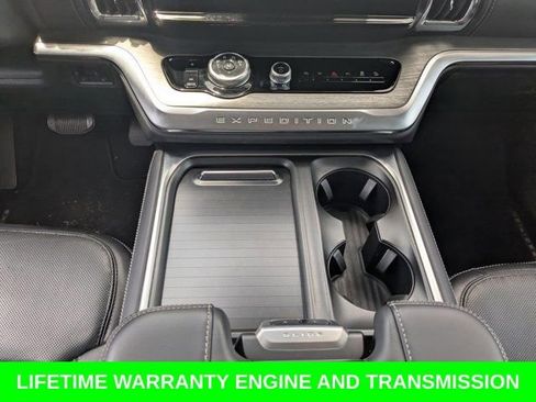Used 2025 Ford Expedition Max Platinum AWD/4WD image 21
