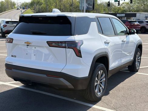 New 2026 Chevrolet Equinox LT FWD image 14