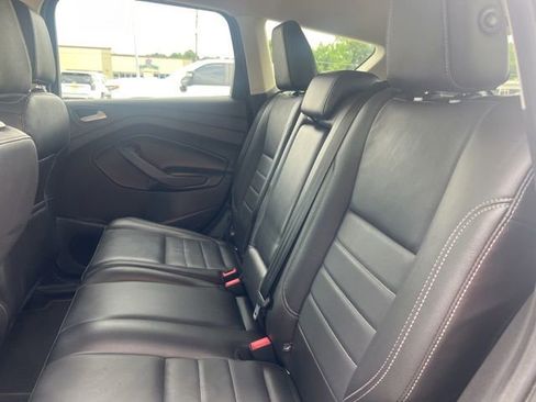 Used 2015 Ford Escape Titanium FWD image 26