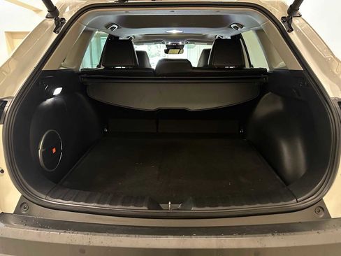 Certified 2023 Toyota Corolla Cross XLE w/ Convenience Package image 32