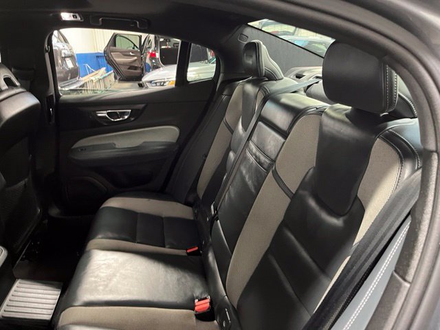 Used 2020 Volvo S60 T8 R-Design AWD/4WD image 19