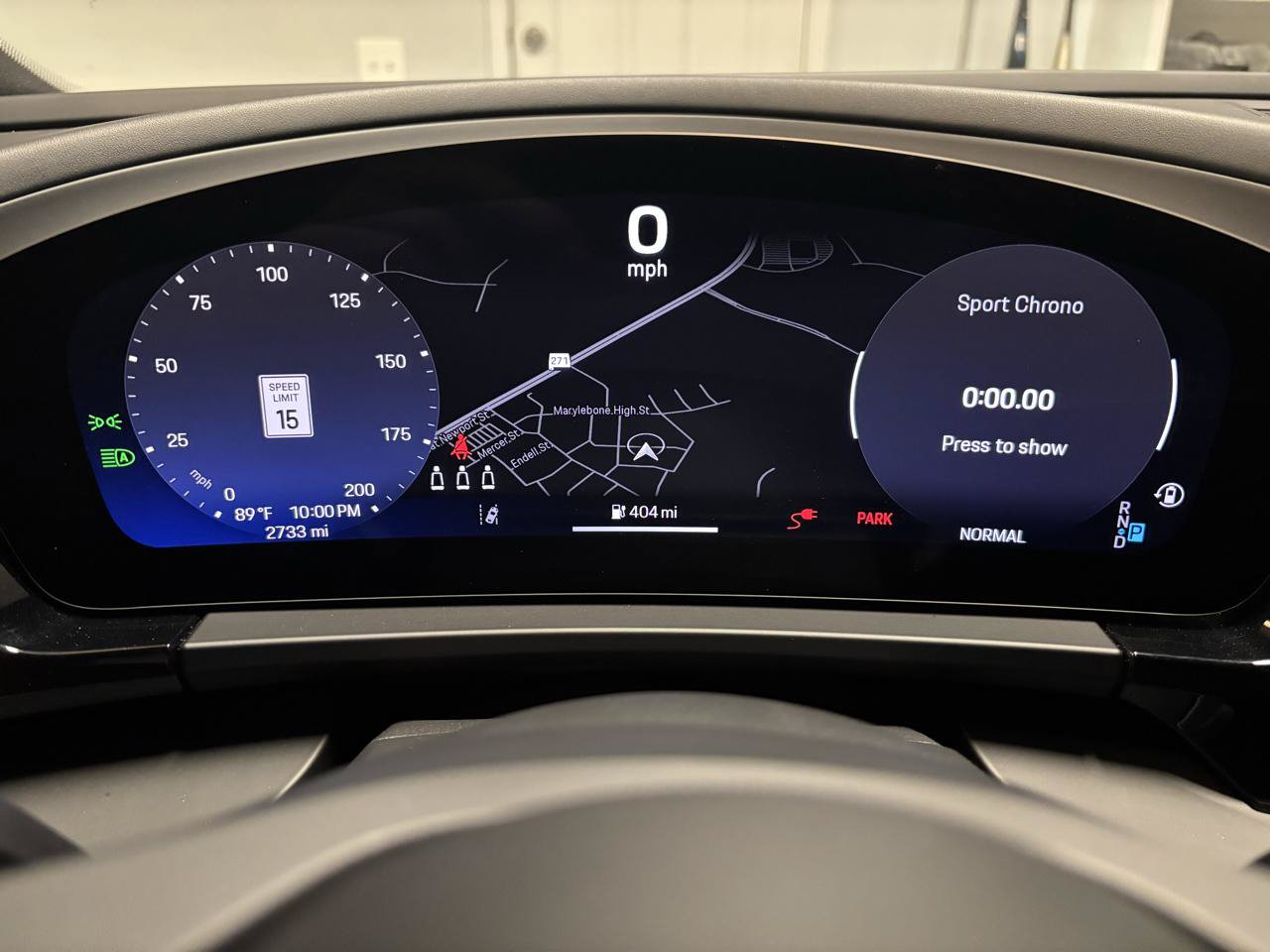 Used 2025 Porsche Macan 4 Electric AWD/4WD image 18
