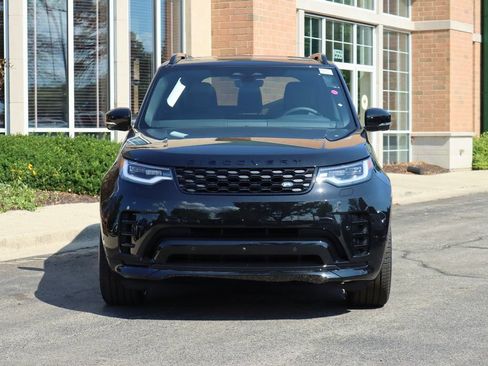 Certified 2024 Land Rover Discovery Dynamic SE AWD/4WD image 2