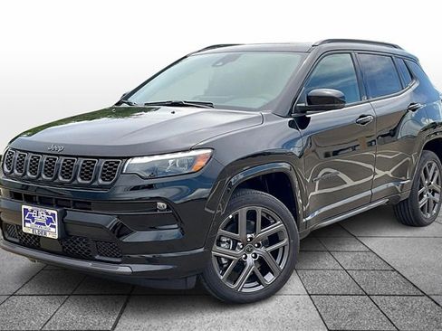 New 2025 Jeep Compass Limited w/ High Altitude Package image 2
