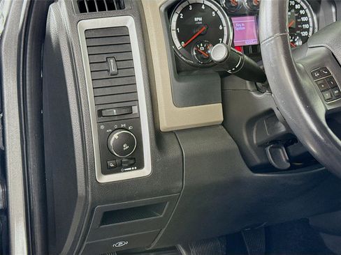 Used 2012 RAM 1500 Big Horn w/ Luxury Group image 4