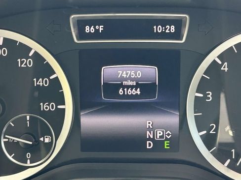 Used 2018 INFINITI QX30 Premium w/ Navigation Package FWD image 22