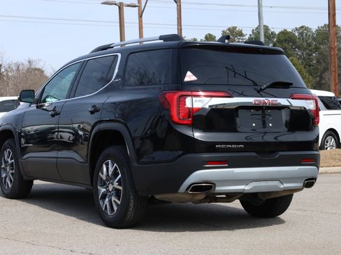 Used 2023 GMC Acadia SLT image 3
