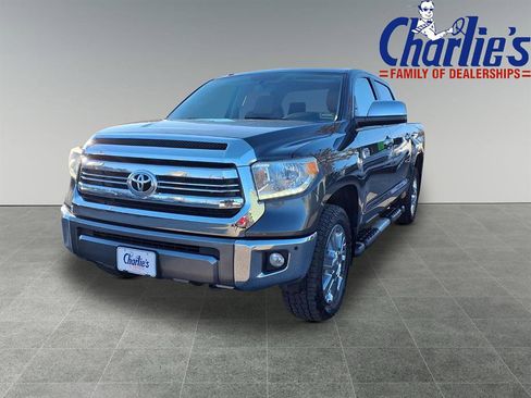 Used 2016 Toyota Tundra image 1
