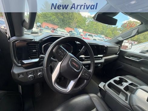Used 2025 GMC Sierra 1500 SLT AWD/4WD image 11