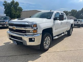 Used 2017 Chevrolet Silverado 3500 LT w/ LT Convenience Package AWD/4WD video 2