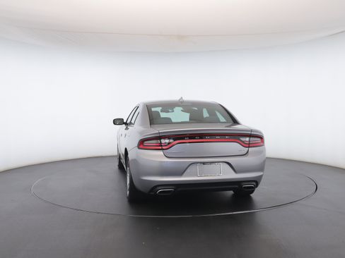 Used 2016 Dodge Charger SXT image 23