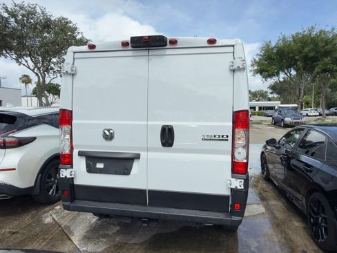 Used 2023 RAM ProMaster 1500 FWD image 5