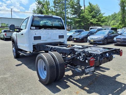 New 2025 Ford F550 4x4 Regular Cab Super Duty image 3