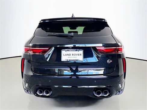 Used 2024 Jaguar F-PACE SVR image 6