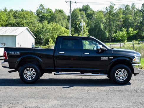 Used 2018 RAM 2500 Laramie w/ Snow Chief Group AWD/4WD image 2
