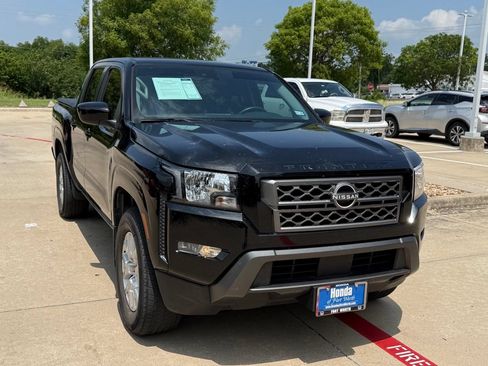 Used 2022 Nissan Frontier SV RWD image 8