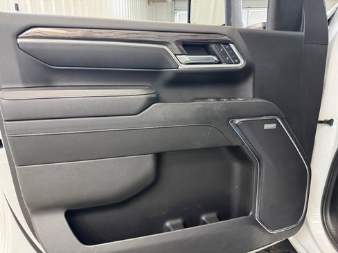 Used 2024 Chevrolet Silverado 2500 LTZ w/ LTZ Plus Package AWD/4WD image 9