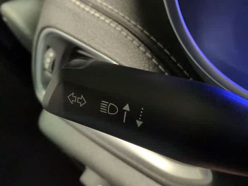 Used 2018 Chrysler Pacifica Limited w/ S Appearance Package image 27