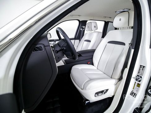 Certified 2025 Rolls-Royce Cullinan image 13
