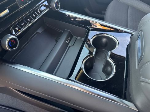 New 2026 Chevrolet Suburban LS w/ Max Trailering Package image 20