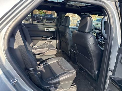 Certified 2023 Ford Explorer ST w/ Equipment Group 401A image 13