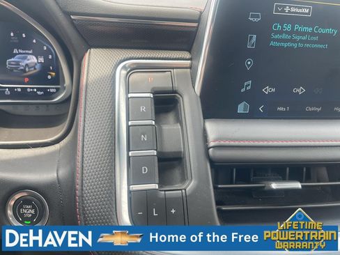 Used 2022 Chevrolet Suburban RST w/ Luxury Package AWD/4WD image 15