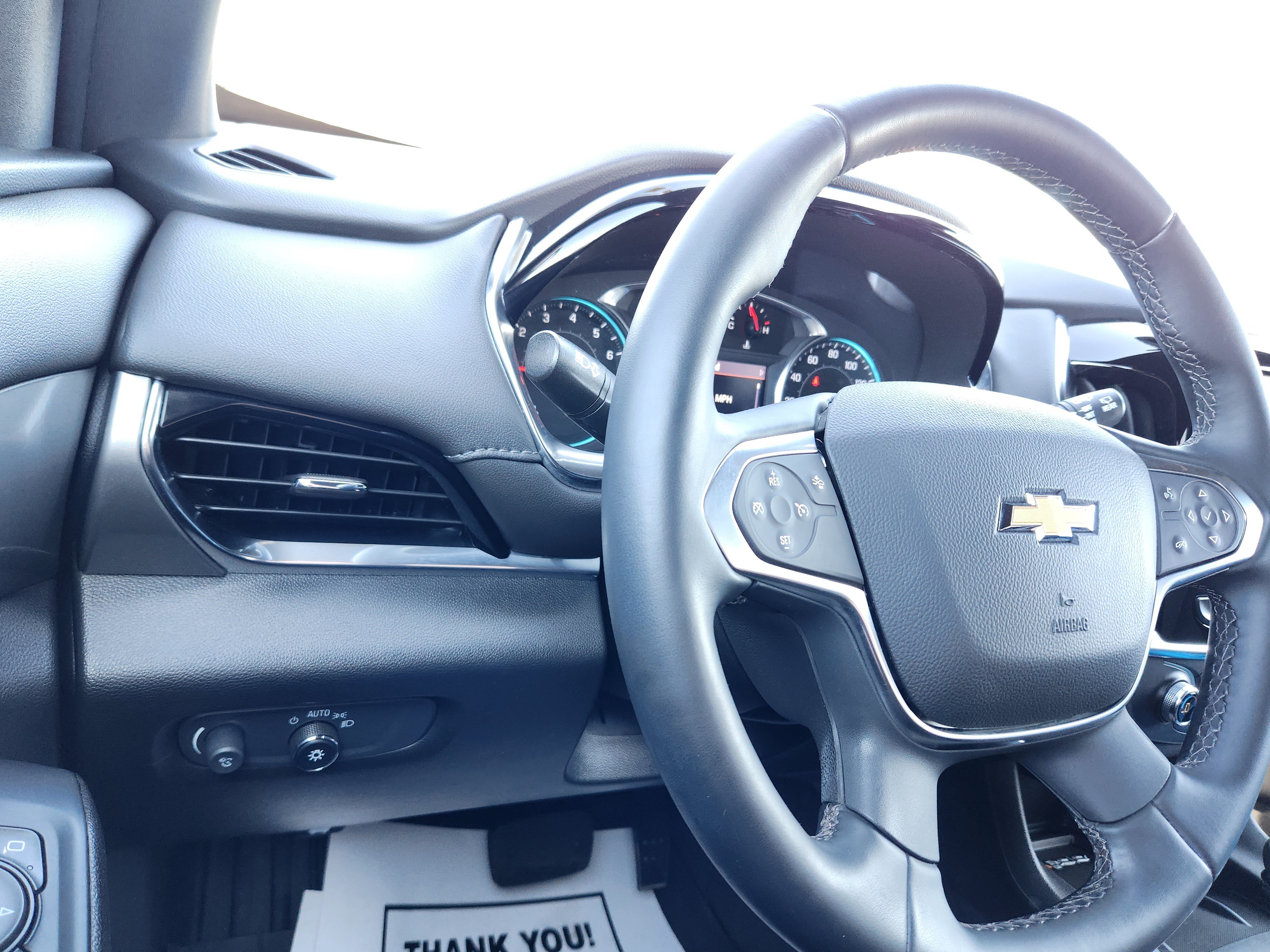 Used 2023 Chevrolet Traverse LT FWD image 25
