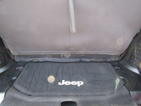 Used 2012 Jeep Wrangler Sport image 13