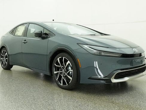 New 2026 Toyota Prius Plug-In Hybrid FWD image 29