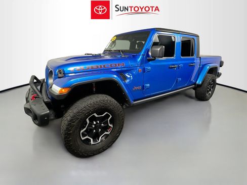 Used 2022 Jeep Gladiator Rubicon w/ Advanced Safety Group image 9