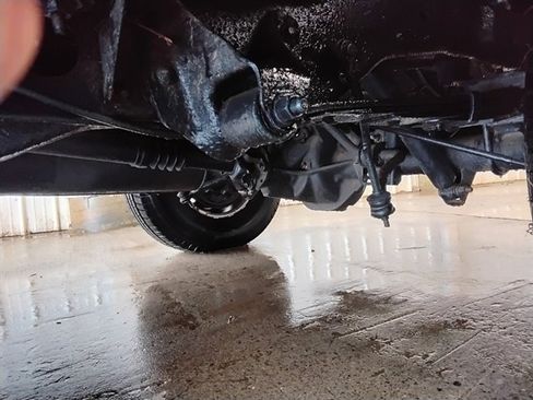 Used 1995 Ford Bronco XLT image 16