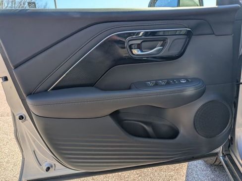 Certified 2025 Acura ADX FWD image 25