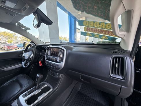 Used 2021 Chevrolet Colorado ZR2 w/ Colorado ZR2 Bison Edition image 24