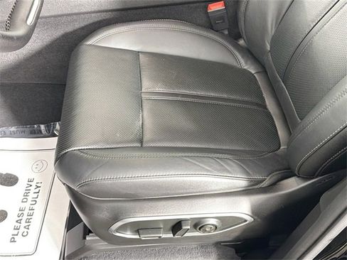 Used 2025 Jeep Wagoneer 4WD image 21