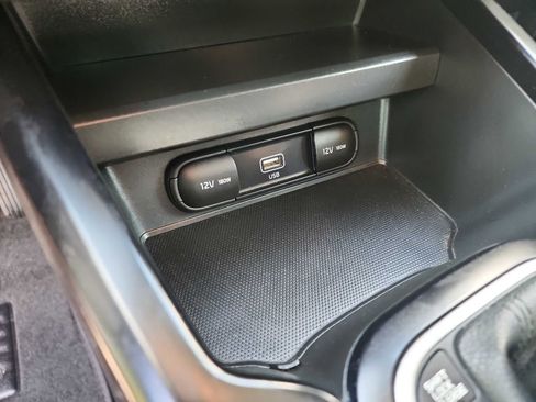 Used 2022 Kia Soul LX w/ Technology Package image 25