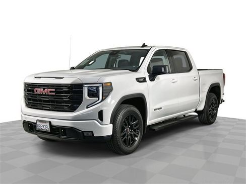 Used 2025 GMC Sierra 1500 Elevation image 1