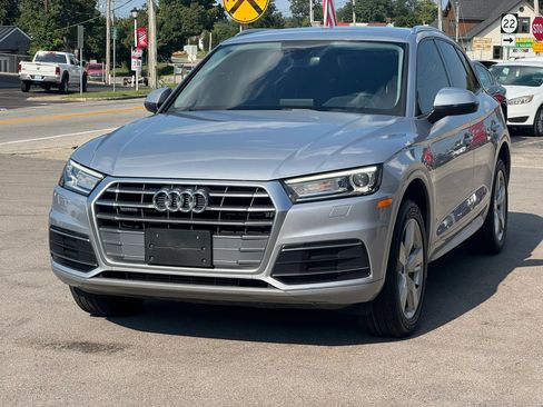 Used 2018 Audi Q5 2.0T Premium AWD/4WD image 2