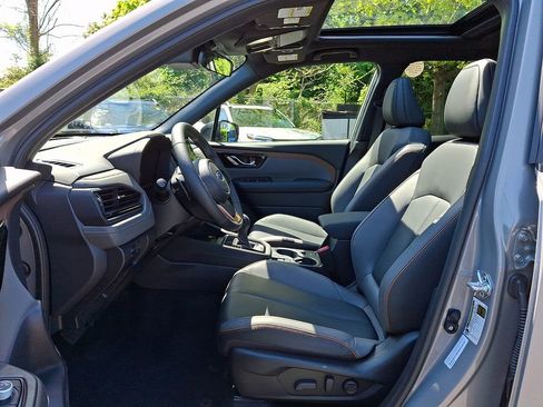 Used 2025 Subaru Forester Sport AWD/4WD image 13