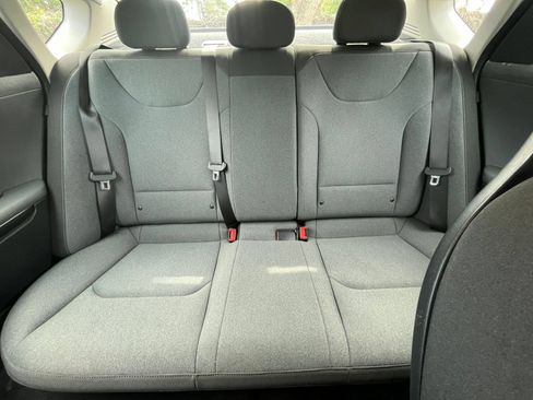 Used 2025 Kia K4 FWD image 37