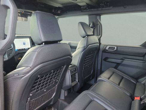 New 2025 Ford Bronco Badlands w/ Sasquatch Package image 23