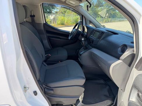 Used 2021 Nissan NV200 SV w/ Back Door Glass Package FWD image 9